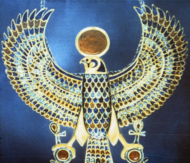 Faianţa egipteană este o ceramică cu o suprafaţă vitrificată, în mod obişnuit de culoare albastru-verzuie.
