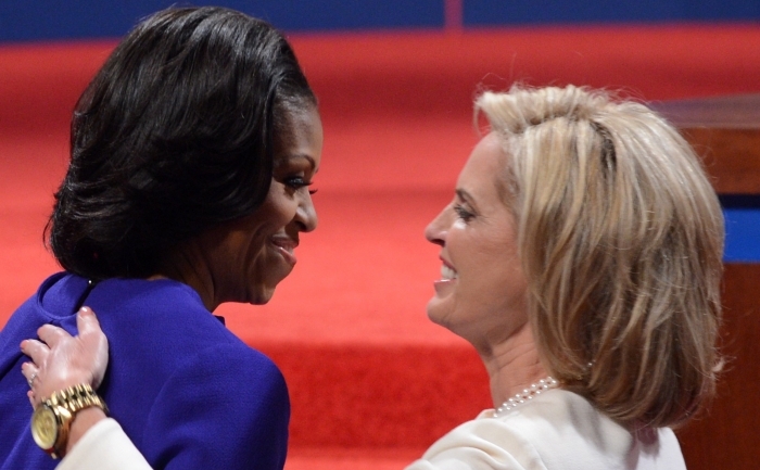 Michelle Obama şi Ann Romney.