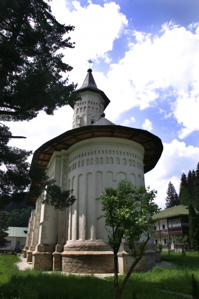 Mânăstirea Slatina