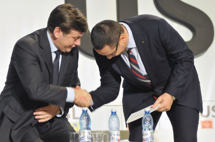Program de Guvernare USL 2013-2016. În imagine, Crin Antonescu şi Victor Ponta