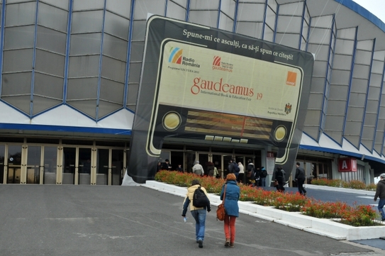 ”Dreptul de a fi tu însuţi” Prezentare în cadrul Târgului internaţional de carte, Gaudeamus 2012 (Epoch Times România)