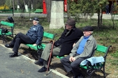 Bătrâni, pensionari (Epoch Times România)