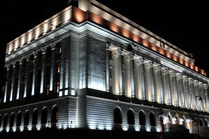 Banca Naţională Română, noaptea