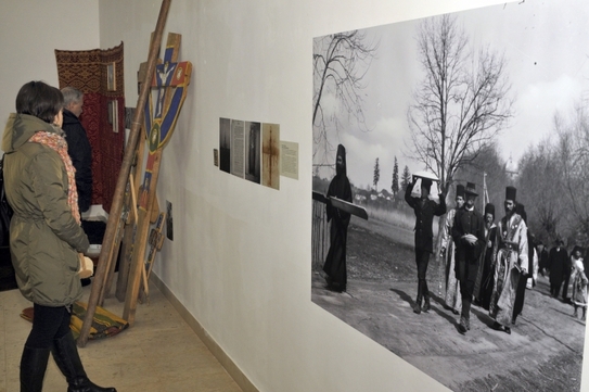 Vernisajul expoziţiei "Arta trecerii" la Muzeul Ţăranului Român (Epoch Times România)