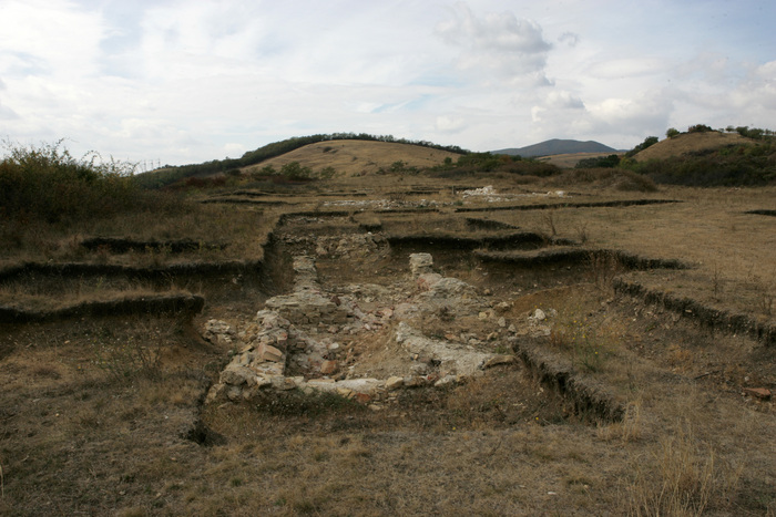 Descoperiri la Germisara (Geoagiu Băi).Ruinele ”Castrului roman” de la Germisara