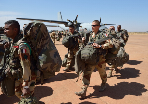 Trupe franceze iau parte la operaţiunea "Licorne", Bamako 15 ianuarie 2013.