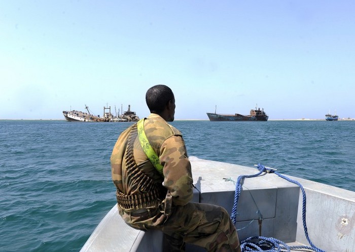 O patrulă somaleză de pază de coastă, Somalia, 30 martie, 2011. (Tony Karumba / AFP / Getty Images)