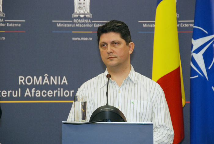 Conferinţă de presă ţinută la sediul MAE de Titus Corlăţean (Epoch Times România)