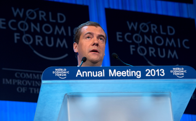 Premierul rus Dmitri Medvedev. (JOHANNES EISELE / AFP / Getty Images)