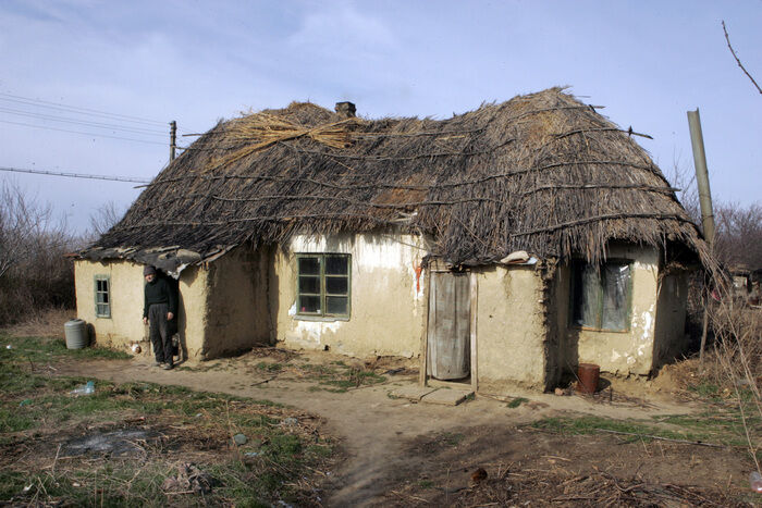 Fundata, sat de deportaţi. În imagine, casă din timpul deportaţilor în Bărăgan. (Epoch Times România)