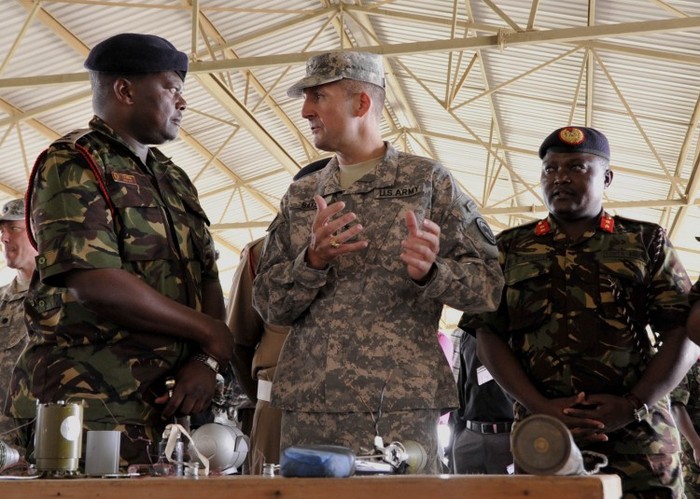 Soldaţi americani în Bara, Djibouti, 16 ianuarie 2013. (Soldaţi americani / U.S. Air Force)