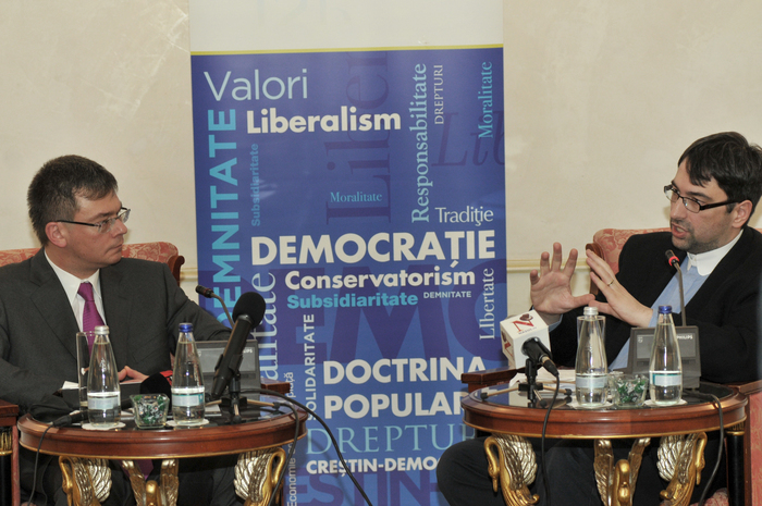 ” Dialogurile dreptei” dezbateri cu Sever Voinescu şi Mihai Răzvan Ungureanu (Epoch Times România)