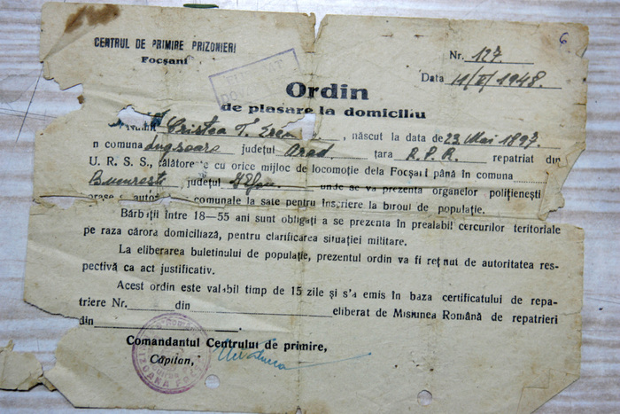 Fundata, sat de deportaţi. În imagine, documente ale deportaţilor din Bărăgan.
