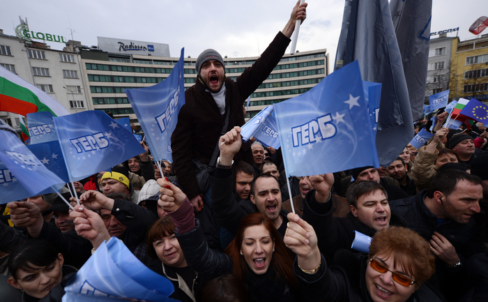 Valul de proteste care s-a extins în toată Bulgaria în ultimele zece zile a dus la  demisia guvernului. (DIMITAR DILKOFF / AFP / Getty Images)