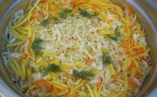 Salată de varză cu mango (Maria Baciu /Epoch Times)