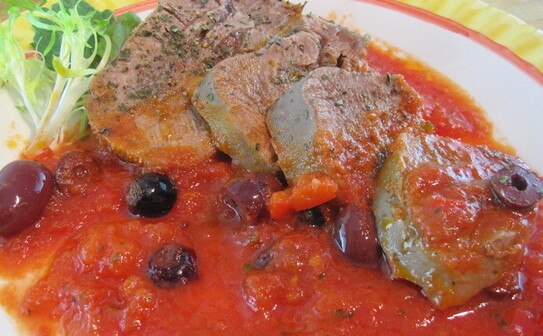 Limbă de vită în sos de roşii cu măsline (Maria Baciu / Epoch Times)