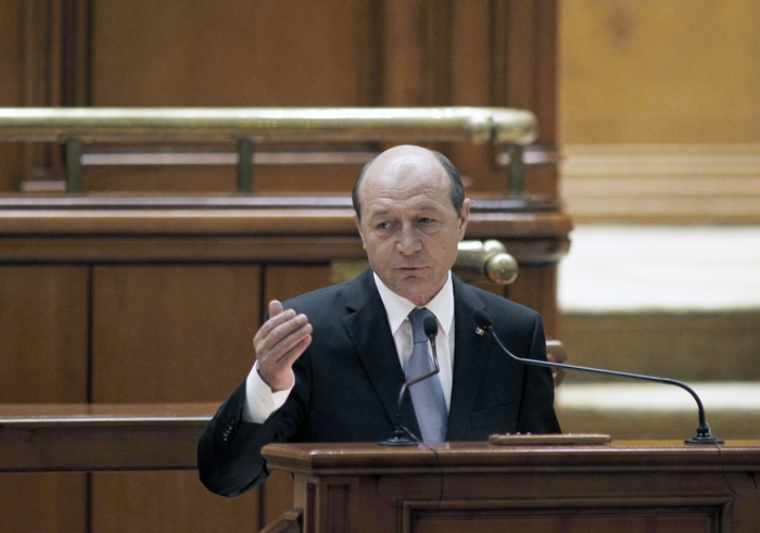 Mesajul preşedintelui Traian Băsescu în faţa Camerelor reunite din Parlamentul României