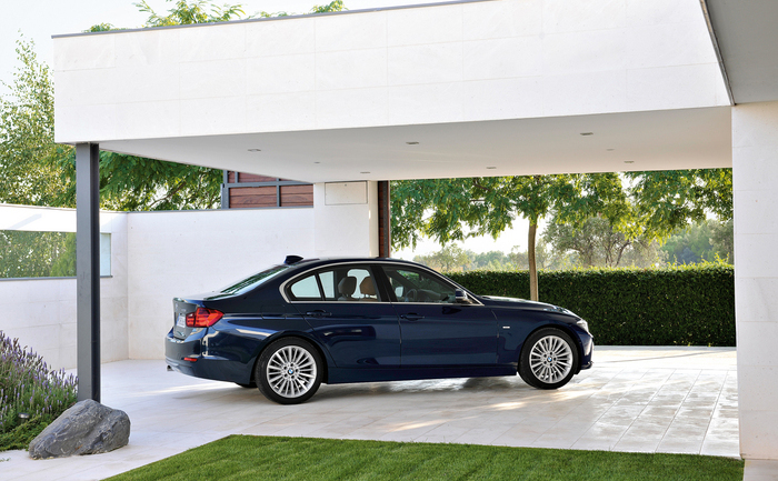 BMW Seria 3 Sedan Luxury Line (BMW Group)