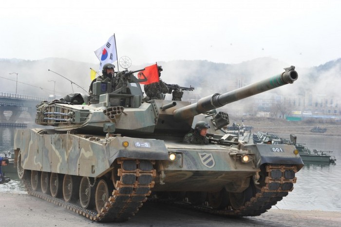 Tanc sud correan K-1, Hwacheon, Coreea de Sud, 1 aprilie 2013 (Kim Jae-Hwan / AFP / Getty Images)