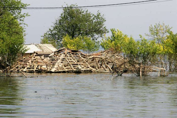 Inundaţii în localităţi din România