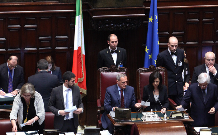Parlamentul de la Roma continuă să voteze pentru alegerea preşedintelui Republicii.
