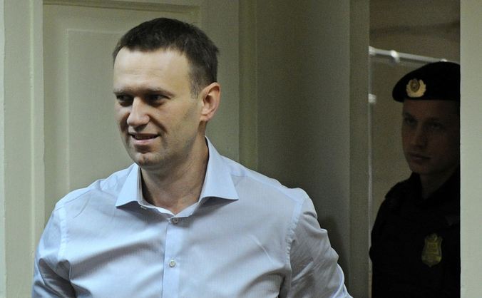 Alexei Navalny în tribunal, Kirov 17 aprilie 2013.  Navalny este acuzat de preşedintele rus Vladimir Putin de faptul că îndrăzneşte să se opună Kremlinului