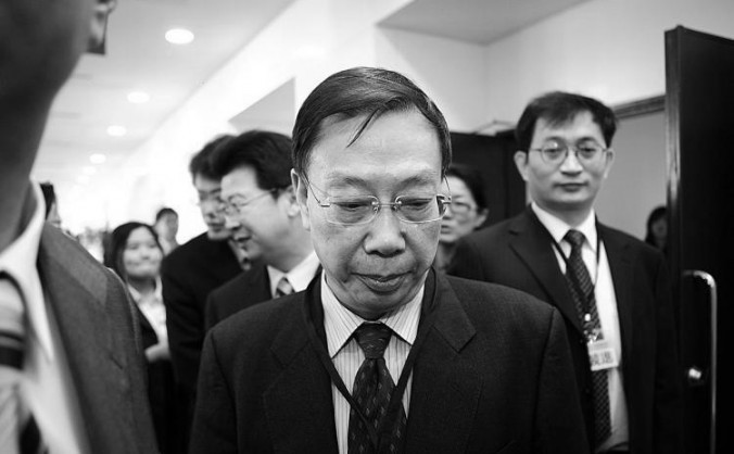 Viceministrul chinez al sănătăţii Huang Jiefu după o conferinţă în Taipei, în 2010. Huang a început să fie cercetat recent pentru implicarea sa în recoltarea ilegală de organe din China în timp ce era viceministru al sănătăţii. (Bi-Long Song/The Epoch Times)