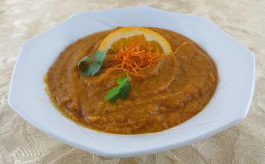 Supă cremă de morcovi cu portocale şi ghimbir (Maria Matyiku / Epoch Times)