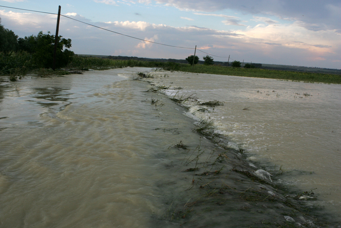 Inundaţii în Moldova (Epoch Times România)