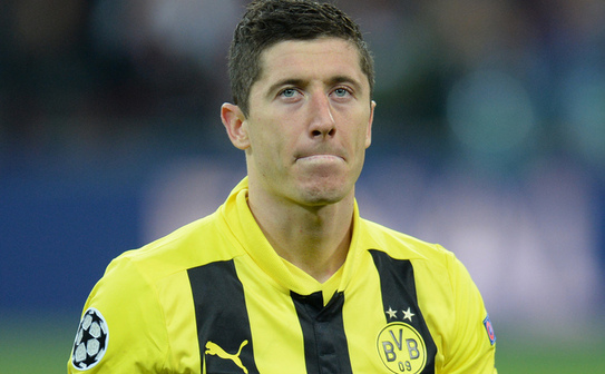 Atacantul polonez Robert Lewandowski. (PATRIK STOLLARZ / AFP / Getty Images)