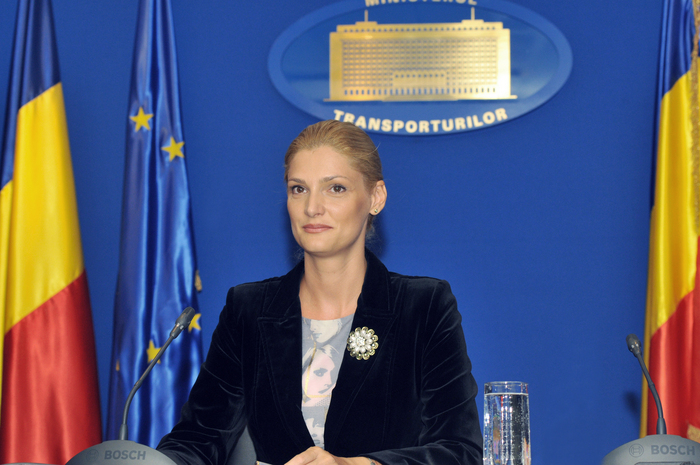 Ramona Mănescu, ministrul Transporturilor