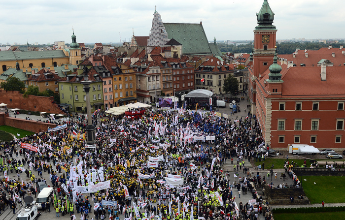 Polonia, Varşovia: Manifestaţii, Septembrie 14, 2013