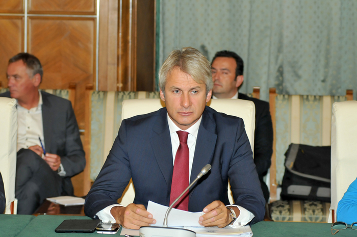 Ministrul de Finanţe,  Eugen Teodorovici.