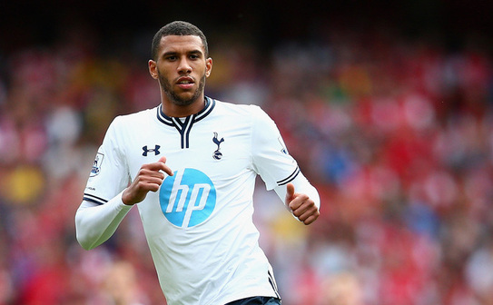 Mijlocaşul francez Etienne Capoue. (Clive Mason / Getty Images)