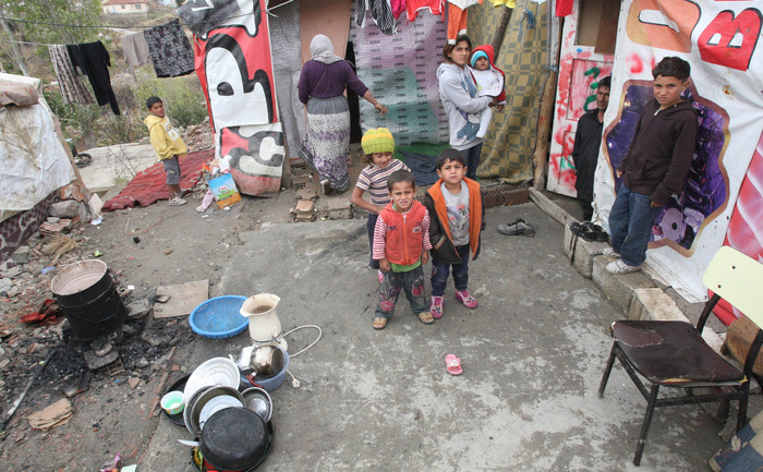 
Refugiaţii sirieni într-o tabără improvizată în Ankara, Turcia, 4 octombrie 2013. 
