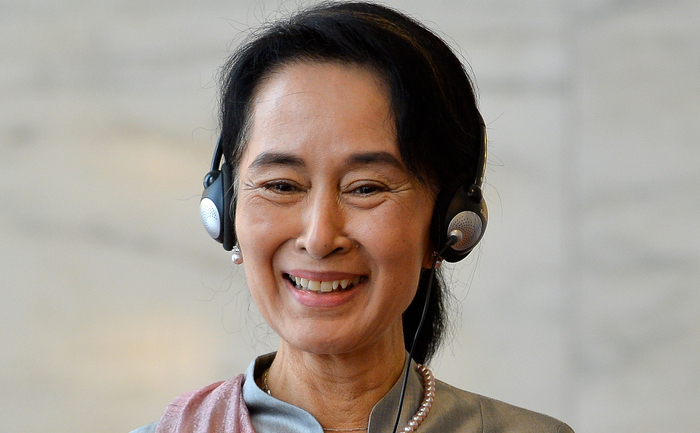 Aung San Suu Kyi, laureată a premiului Nobel pentru Pace în vizită la Roma, Octombrie 28, 2013 (ANDREAS SOLARO / AFP / Getty Images)