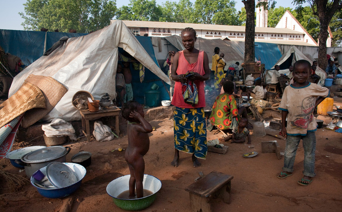 Tabără de refugiaţi din Republica Centraficană, la 380 km de kilometri nord de capitala ţării, Bangui, noiembrie 2013