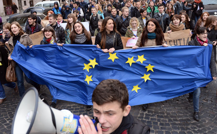 Protest pro-UE în Ucraina (YURIY DYACHYSHYN / AFP / Getty Images)