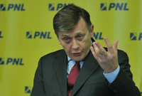 Crin Antonescu, preşedinte PNL (Epoch Times România)