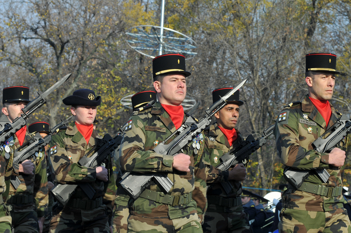 Parada militară consacrată Zilei de 1 Decembrie, comemorarea a 95 de ani de la Marea Unire din 1918 (Epoch Times România)