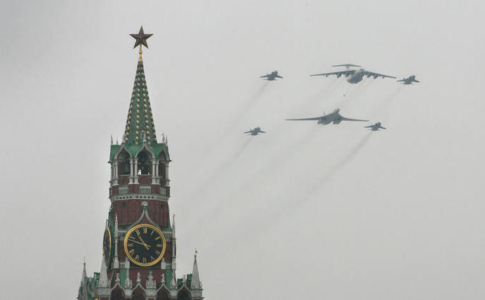 Avioane de luptă în Moscova
