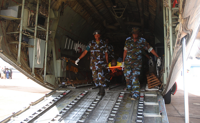 
Sudanul de Sud : lovit un avion militar american, 21 decembrie,    2013.