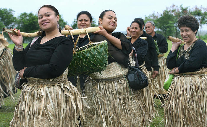 
Polinezia, Tonga: În această lume magică, viaţa urmează ritmul lent al naturii