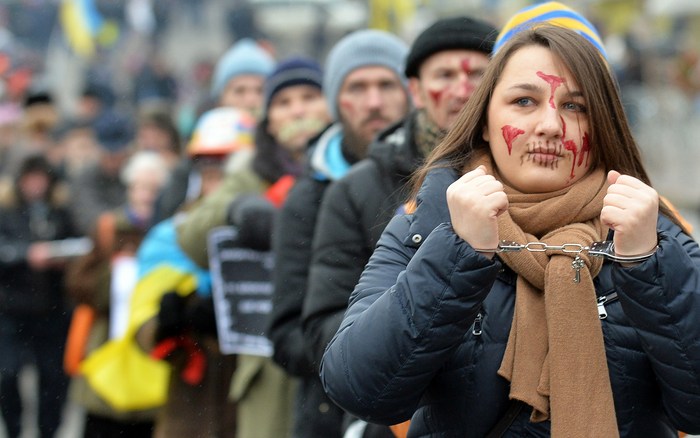 Demonstraţii la Kiev, împotriva resctricţionării libertăţilor civile, 17 ianuarie 2014 (SERGEI SUPINSKY / AFP / Getty Images)