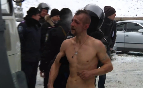 Mykhailo Gavryliuk, unul dintre protestatarii torturaţi de Berkut. 23 ianuarie 2014.