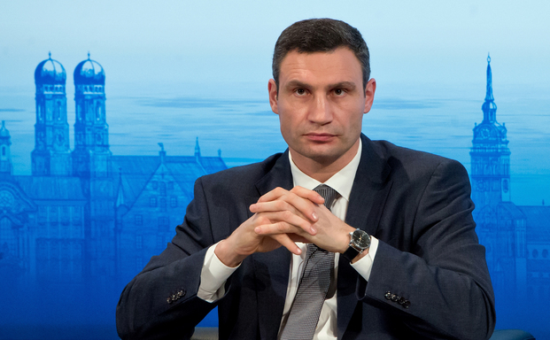 Primarul Kievului, fostul campion mondial la box Vitali Kliciko. (Joerg Koch / Getty Images)