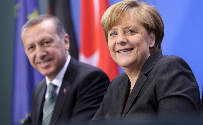 Cancelarul federal al Germaniei, Angela Merkel şi premierul turc Recep Tayyip Erdogan. (Adam Berry / Getty Images)