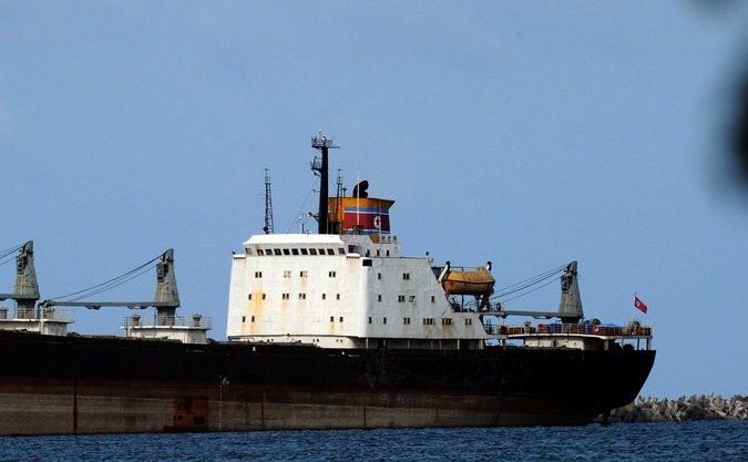 Nava nord-coreeană Chong Chon Gang reţinută în Panama
