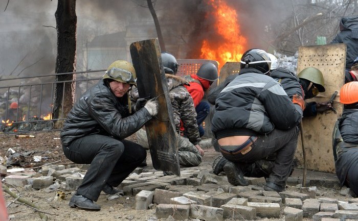 Foc cu muniţie de război la Kiev, 20 februarie 2014