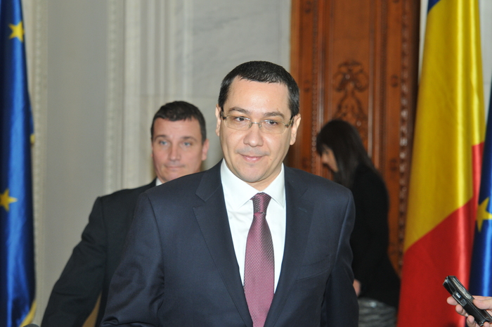 Parlamentul României, Şedinţă comună a Senatului şi Camerei Deputaţilor   reunită pentru votul de investire a noului guvern Ponta 3. În imagine, Victor Ponta